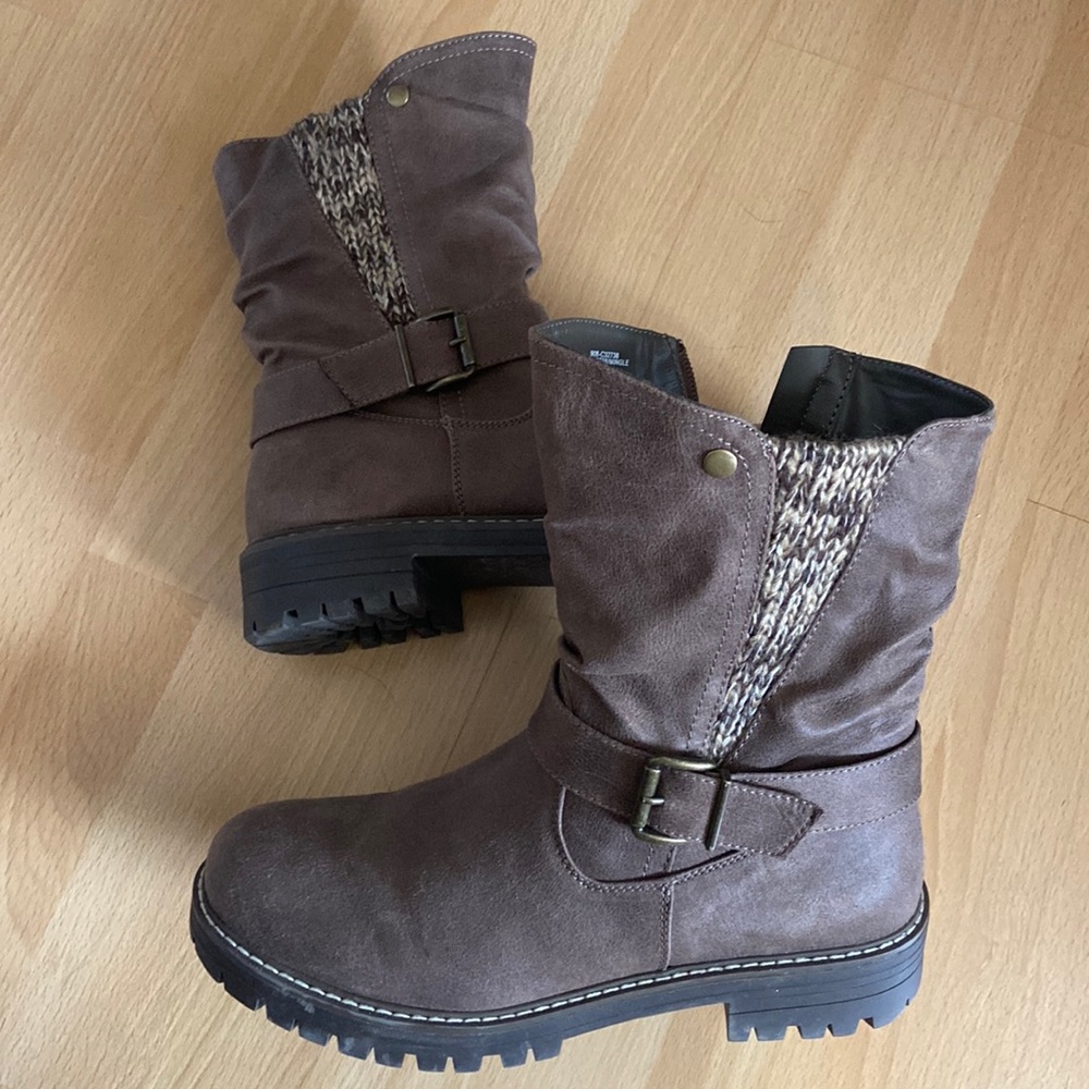 Cliffs boots size 9m